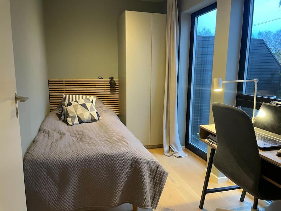 New And Spacious House With Fireplace * Oslo