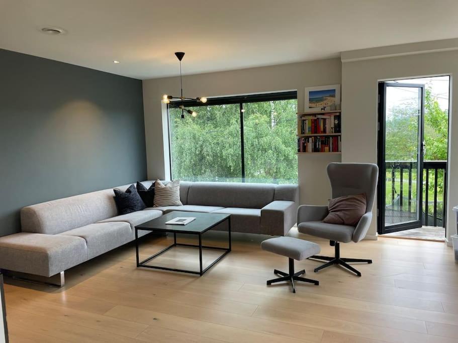 Villaer New And Spacious House With Fireplace *
